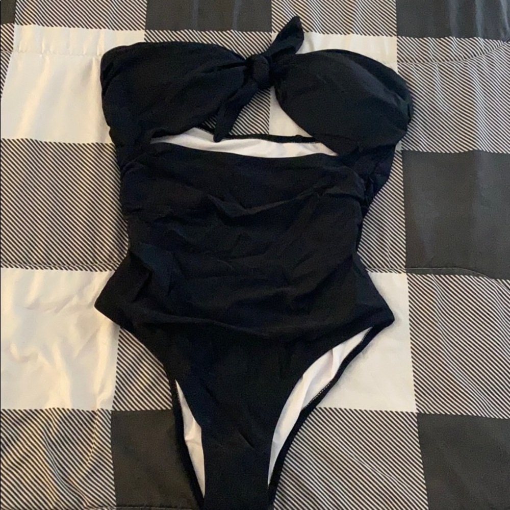 NWOT black swimsuit